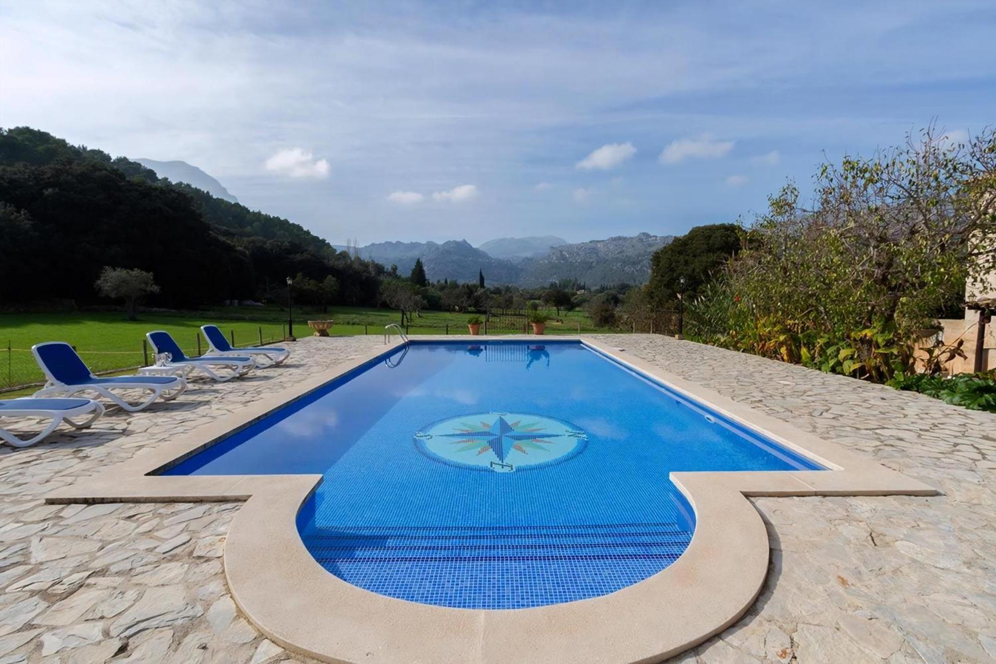 Ferienhaus Tolle In Wunderschoener Landschaft *